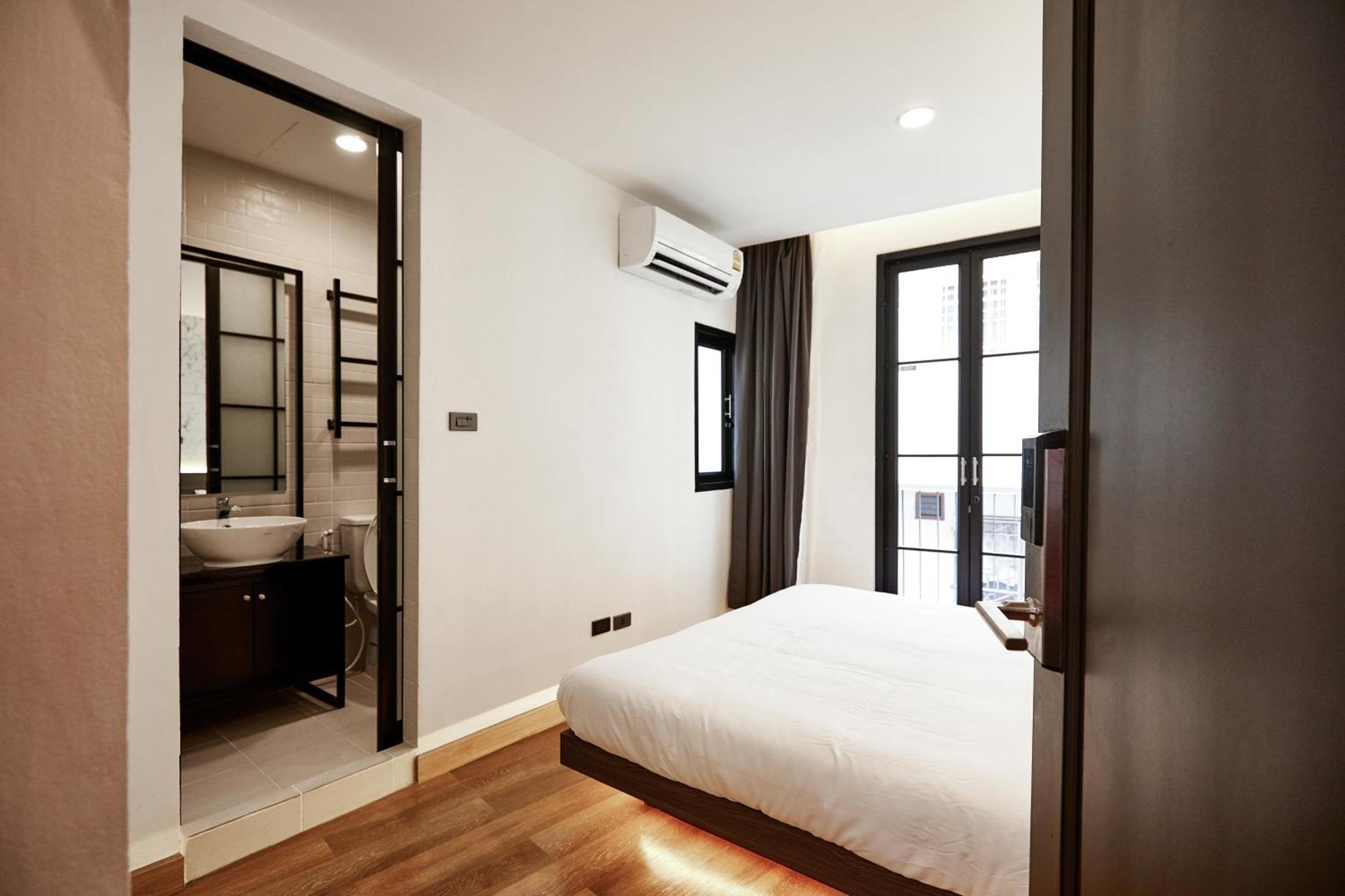 Livinn91 Hotel Bangkok Szoba fotó